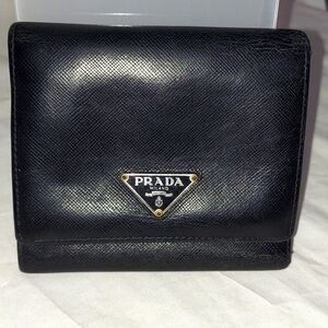Authentic Prada Men's Trifold Black Saffiano Leather Wallet